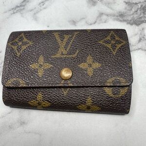 119 - LV Brown Leather Key Holder
